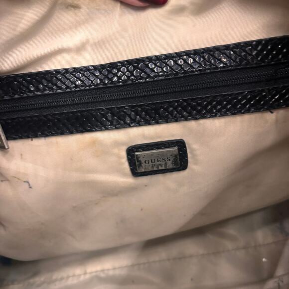 Y2K Guess Black Snake Skin Saddle Bag Shoulder Purse Studded Bikercore Grunge - Picture 7 of 10